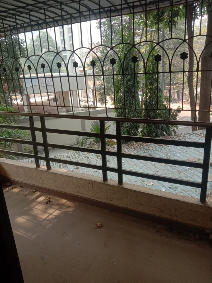Balcony, yash-platinum 2 Bedroom 958 Sq.Ft. Apartment In Kharghar Navi Mumbai 9698271