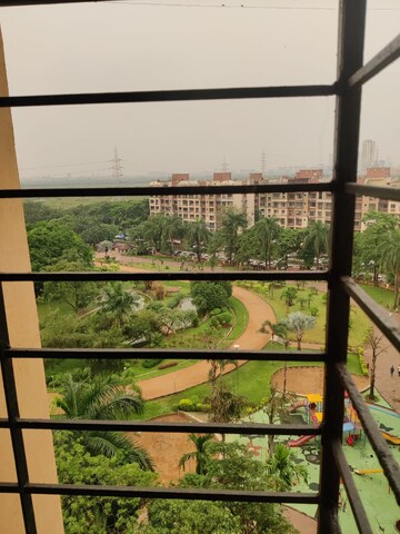 2 BHK Apartment – Garden View at Deep Tower, Andheri West - for Rent