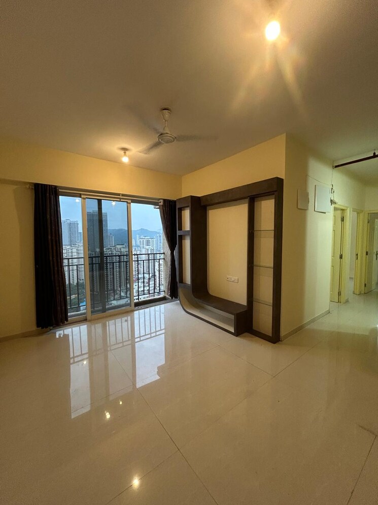 Room, sanghvi-hills 1 Bedroom 300 Sq.Ft. Apartment In Ghodbunder Road Thane 9698297