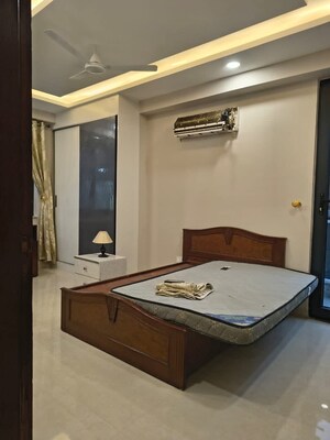 Bedroom in 4 BHK Apartment at Saket – for Rent