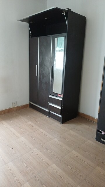 Furnished Amenities in 2 BHK Apartment at Tulip Lemon, Sector 69 – for Rent