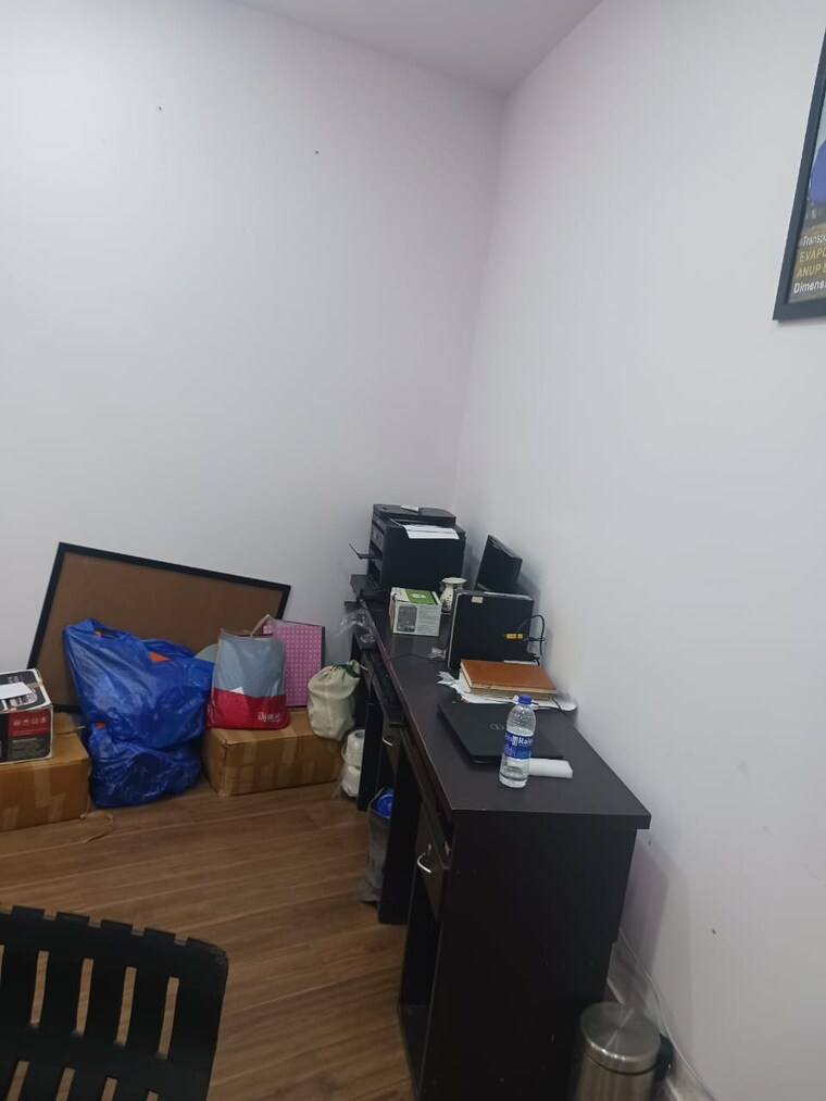  Parking, neptune-eastern-business-district Commercial Office Space 300 Sq.Ft. In Bhandup West Mumbai 9698316