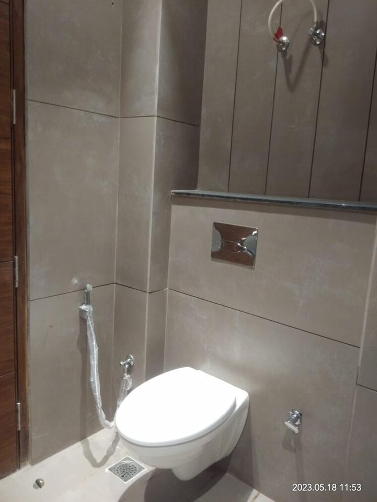 Bathroom, sector 26 4 Bedroom 150 Sq.Yd. Independent House In Sector 26 Panchkula 9698325