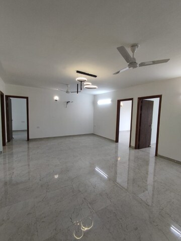 Room in 4 BHK Apartment at Uninav Bliss, Raj Nagar Extension – for Rent
