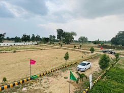 Plot For Sale in Laxmi Properties 