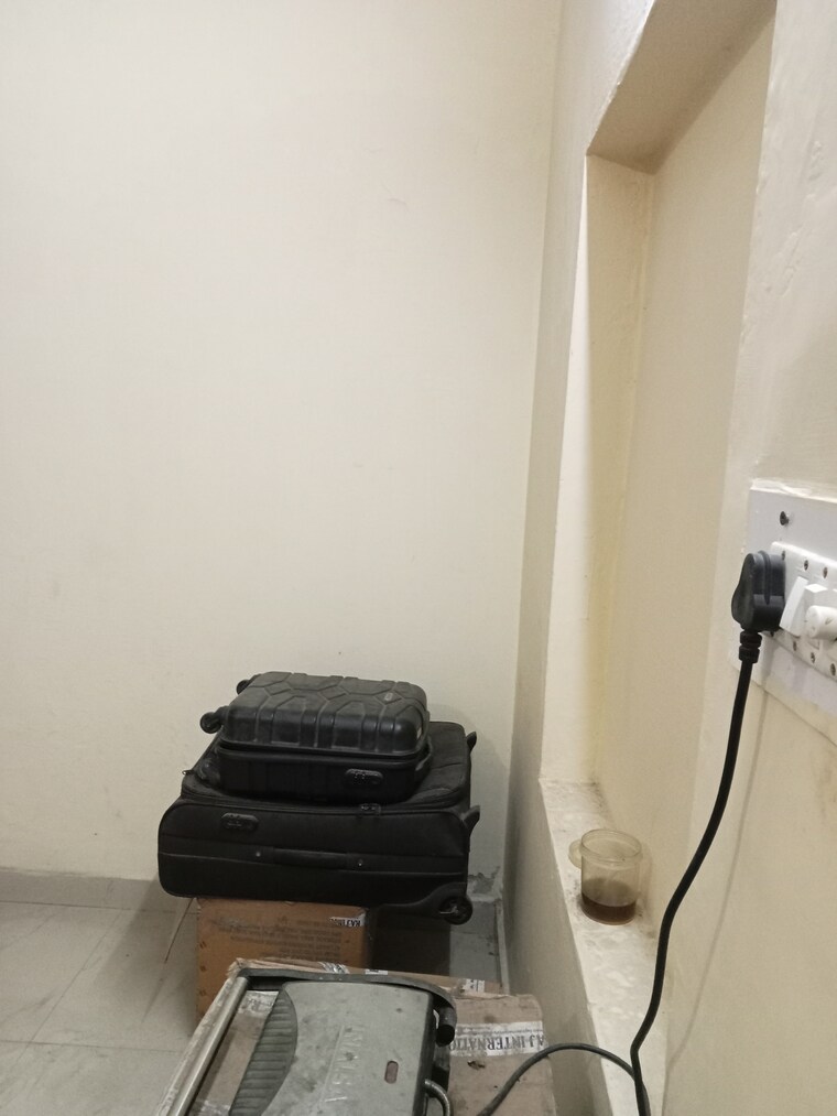 undefined, indira nagar 2 Bedroom 1800 Sq.Ft. Builder Floor In Indira Nagar Lucknow 9698401