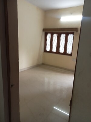 Room in 2 BHK Builder Floor at Indira Nagar – for Rent