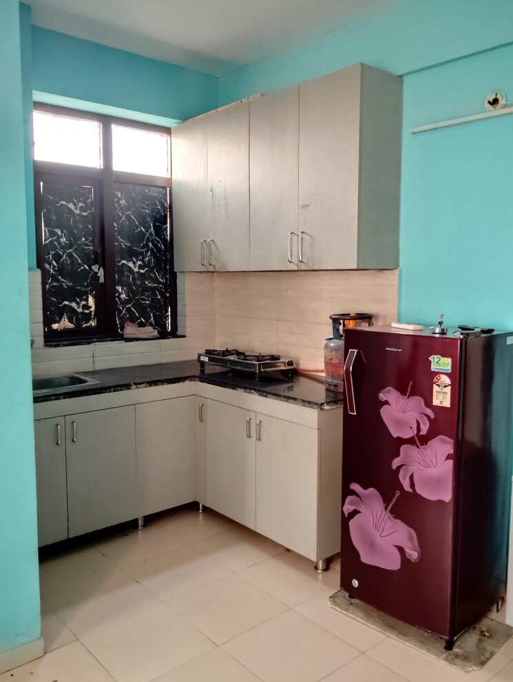 Kitchen, auric-city-homes 1.5 Bedroom 345 Sq.Ft. Apartment In Sector 82 Faridabad 9698398