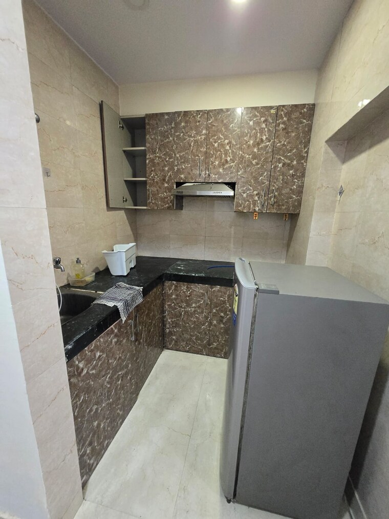Kitchen, lajpat nagar 4 1.5 Bedroom 650 Sq.Ft. Builder Floor In Lajpat Nagar 4 Delhi 9698419