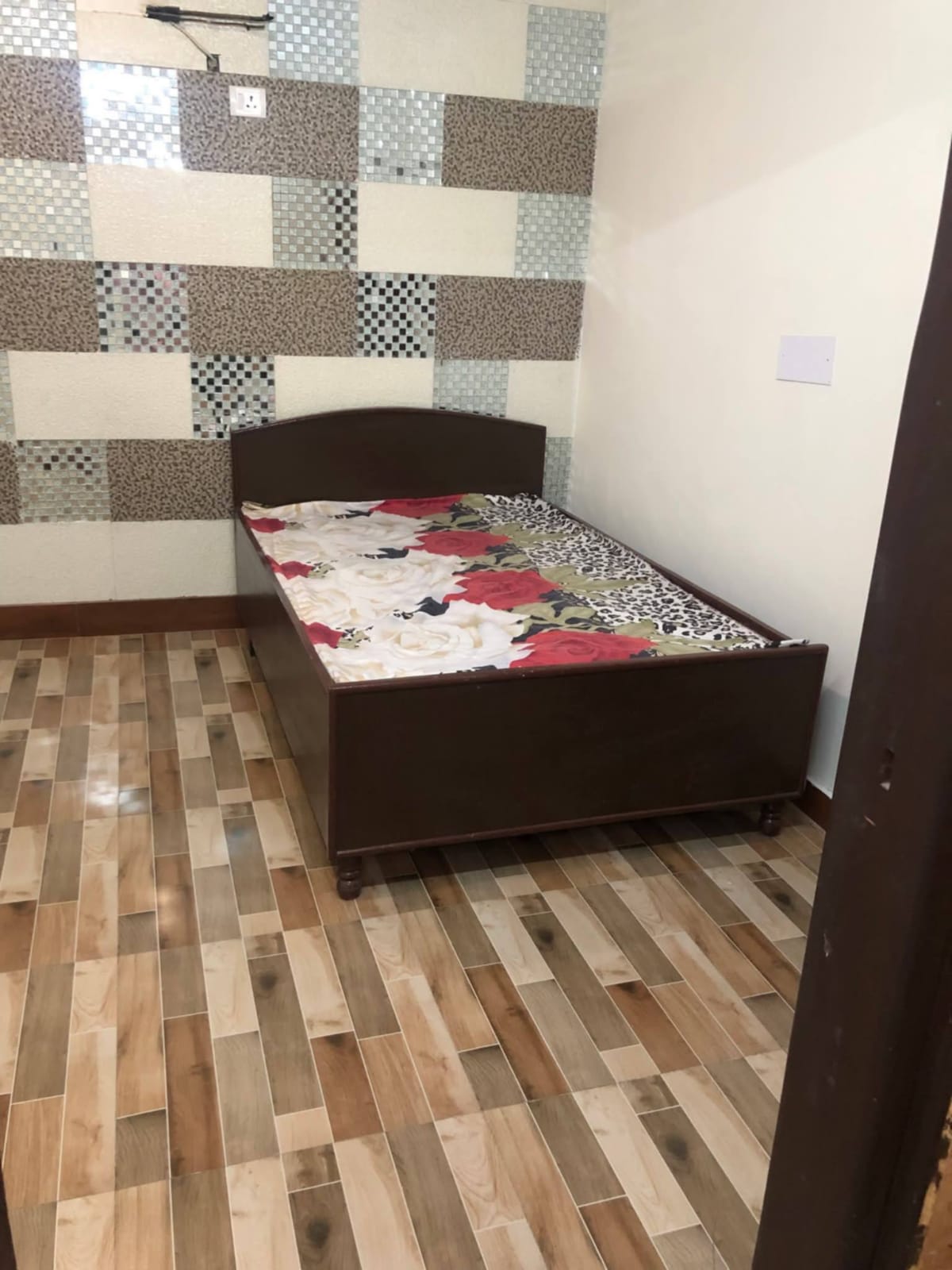 1.5 BHK Builder Floor For Rent in Lajpat Nagar 4