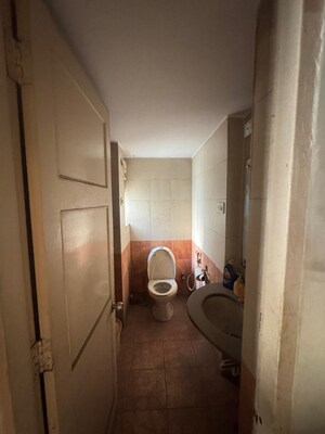 Bathroom in 3 BHK Apartment at Hauz Khas – for Sale