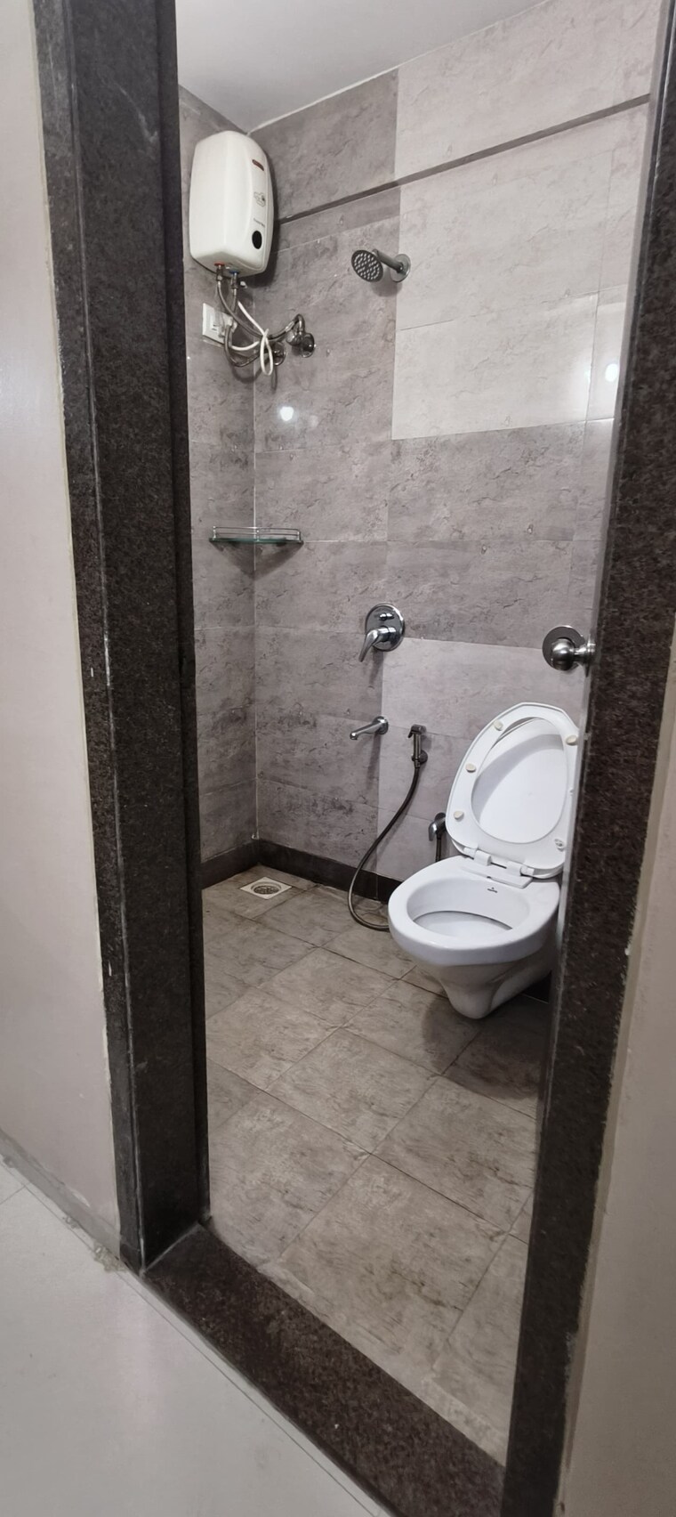 Bathroom, nandwara-elite-heights 2 Bedroom 1150 Sq.Ft. Apartment In Kharghar Navi Mumbai 9698412