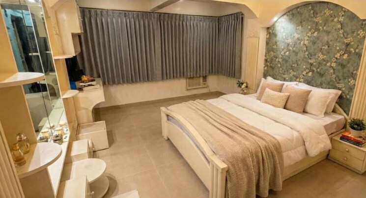 Bedroom, lokhandwala complex 1 Bedroom 600 Sq.Ft. Apartment In Lokhandwala Complex Mumbai 9698434