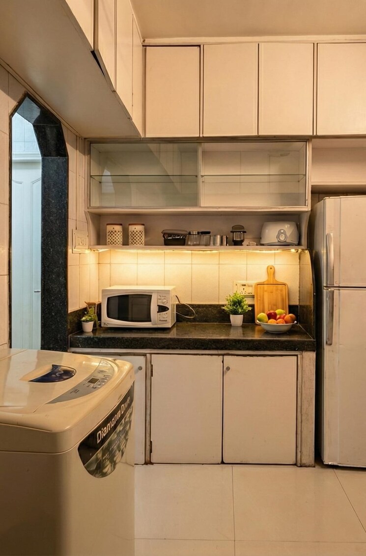 Kitchen, lokhandwala complex 1 Bedroom 600 Sq.Ft. Apartment In Lokhandwala Complex Mumbai 9698434