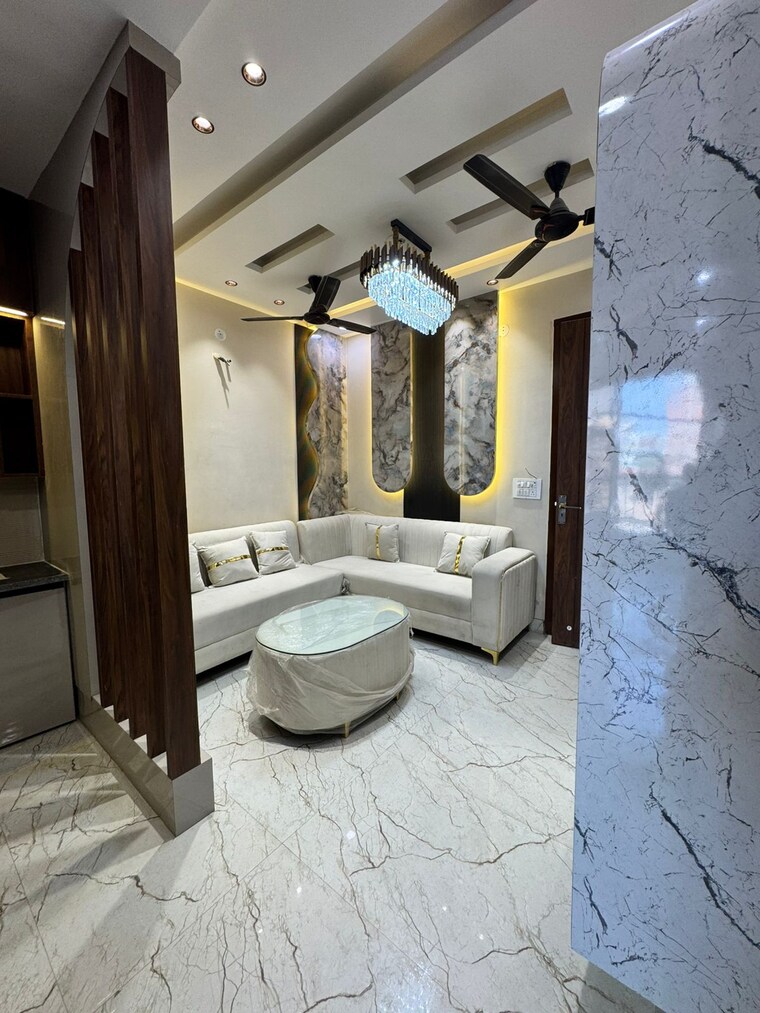 Bathroom, dwarka mor 3 Bedroom 85 Sq.Yd. Builder Floor In Dwarka Mor Delhi 9698428