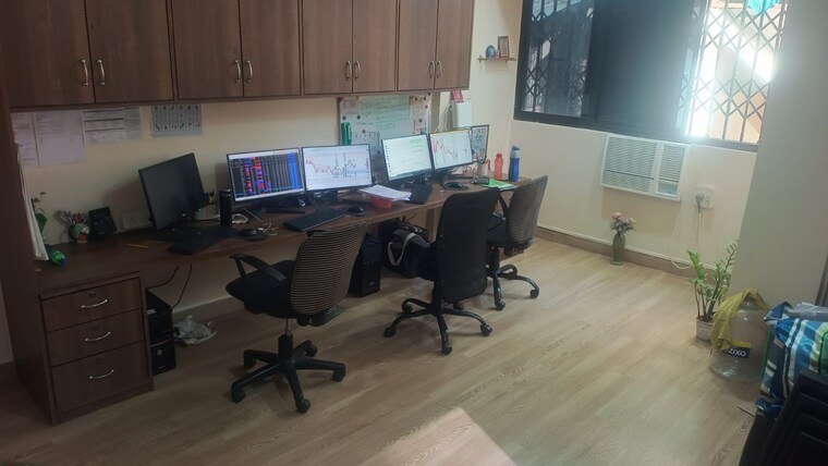 Team Area, charai Commercial Office Space 250 Sq.Ft. In Charai Thane 9698456