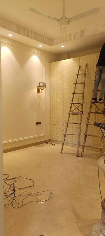 Master Bedroom in 3 BHK Builder Floor at Anand Vihar – for Sale