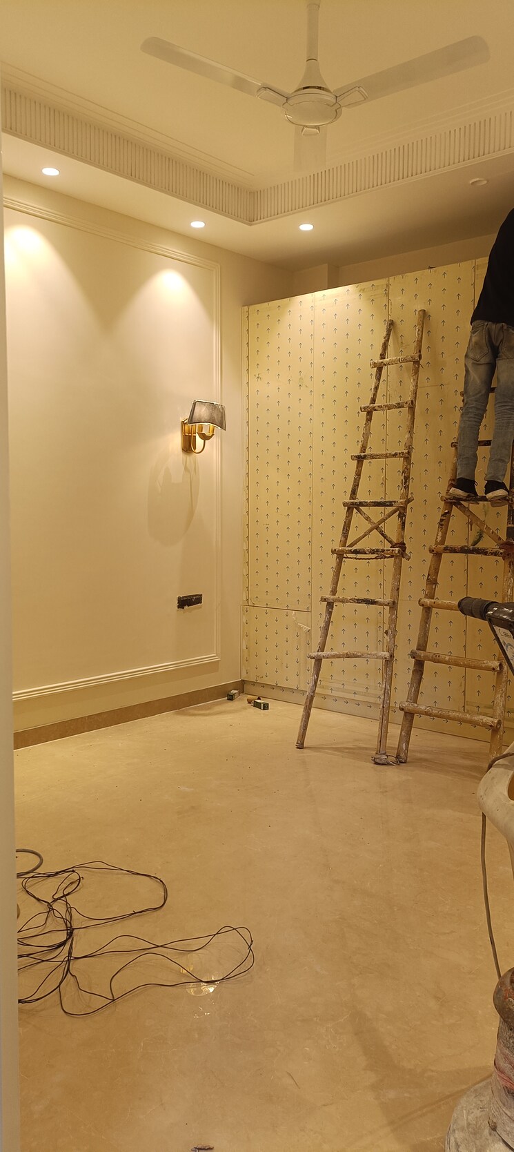 Master Bedroom, anand vihar 3 Bedroom 1800 Sq.Ft. Builder Floor In Anand Vihar Delhi 9698476