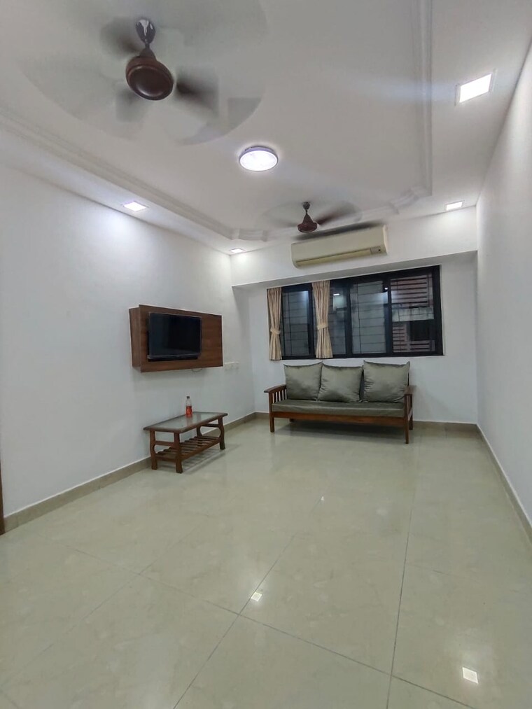 Living Room, andheri west 1 Bedroom 550 Sq.Ft. Apartment In Andheri West Mumbai 9698499