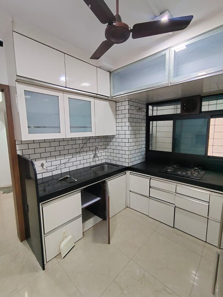 Kitchen, andheri west 1 Bedroom 550 Sq.Ft. Apartment In Andheri West Mumbai 9698499