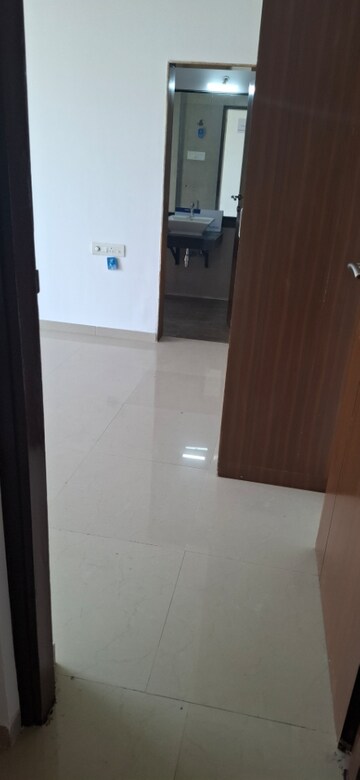 Room in 2 BHK Apartment at Malad West – for Sale