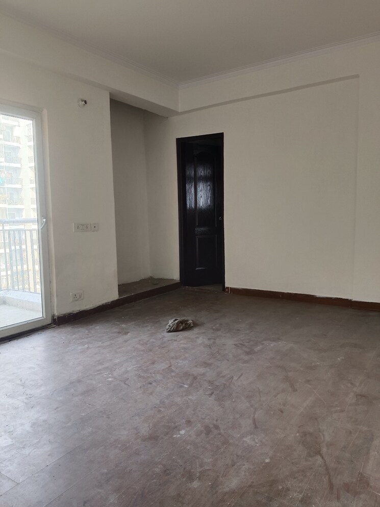 Room, saviour-park 3 Bedroom 1505 Sq.Ft. Apartment In Mohan Nagar Ghaziabad 9698540