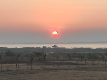  Plot – Exterior View View at Singapur - for Sale