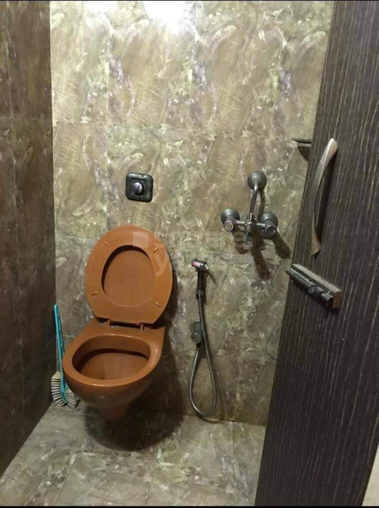 Bathroom, sai-residency-andheri-west 2 Bedroom 750 Sq.Ft. Apartment In Andheri West Mumbai 9698539