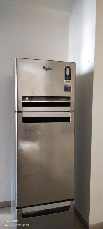 Furnished Amenities in 3 BHK Apartment at Mahagun Mywoods, Sector 16c Greater Noida – for Rent