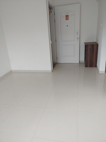 Room in 4 BHK Apartment at Goel Ganga Acropolis, Baner – for Rent