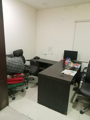  Office Space in IT/SEZ For Rent in Surya Lake View Apartment, Gomti Nagar
