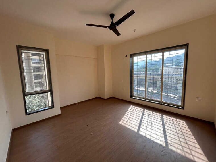 Room, kalpataru-paramount 2 Bedroom 600 Sq.Ft. Apartment In Kapur Bawdi Thane 9698798
