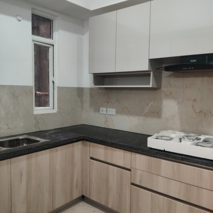 Kitchen, smart-world-orchard 3 Bedroom 1680 Sq.Ft. Apartment In Sector 61 Gurgaon 9698554