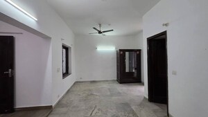  4 BHK Apartment at Sainik Farm – for Rent