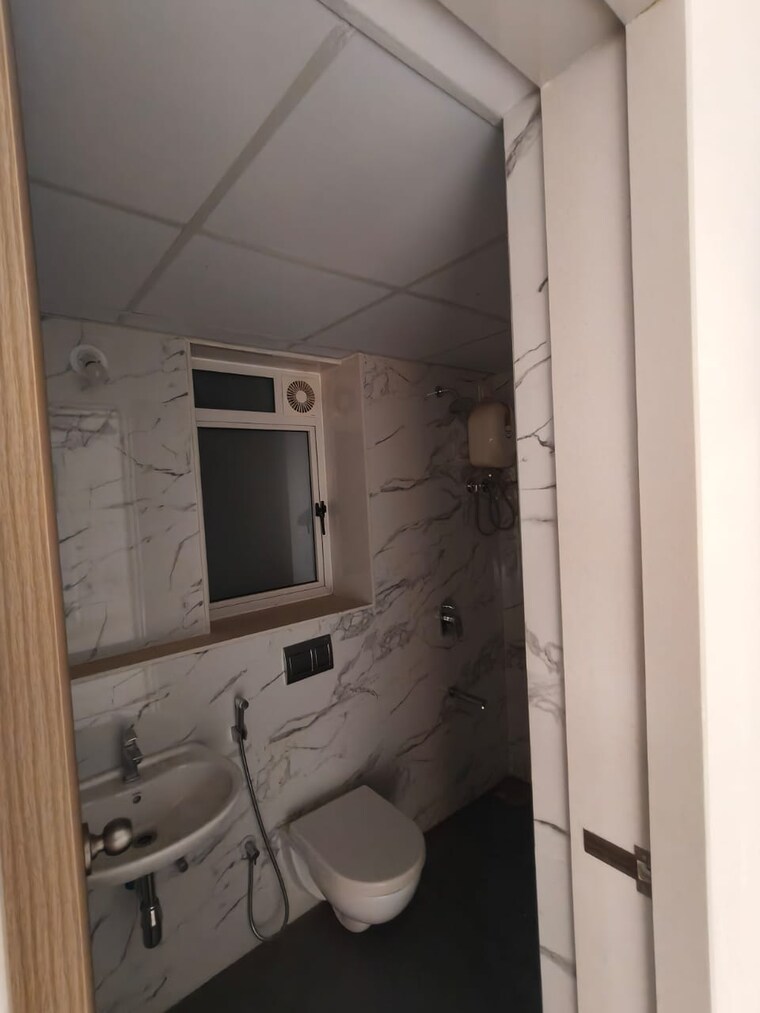 Bathroom, lodha-codename-premier 2 Bedroom 656 Sq.Ft. Apartment In Dombivli East Thane 9699019