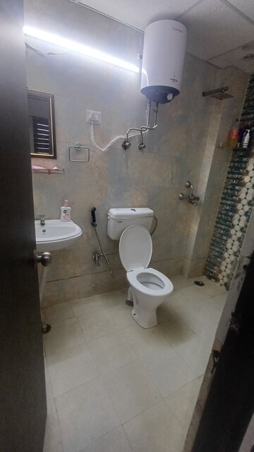 2 BHK Apartment For Rent in Signature The Serenas, Sohna Sector 36