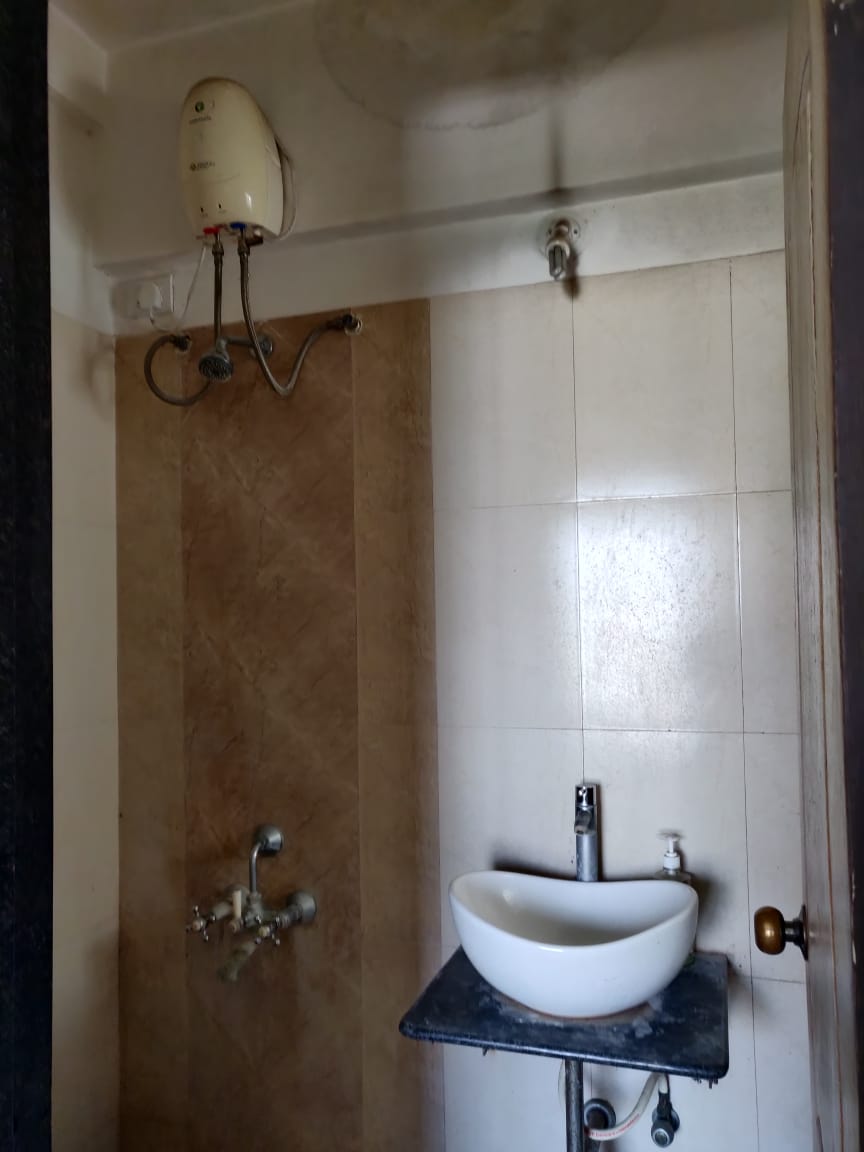 Bathroom, rohan-leher 3 Bedroom 1600 Sq.Ft. Apartment In Baner Pune 9699037