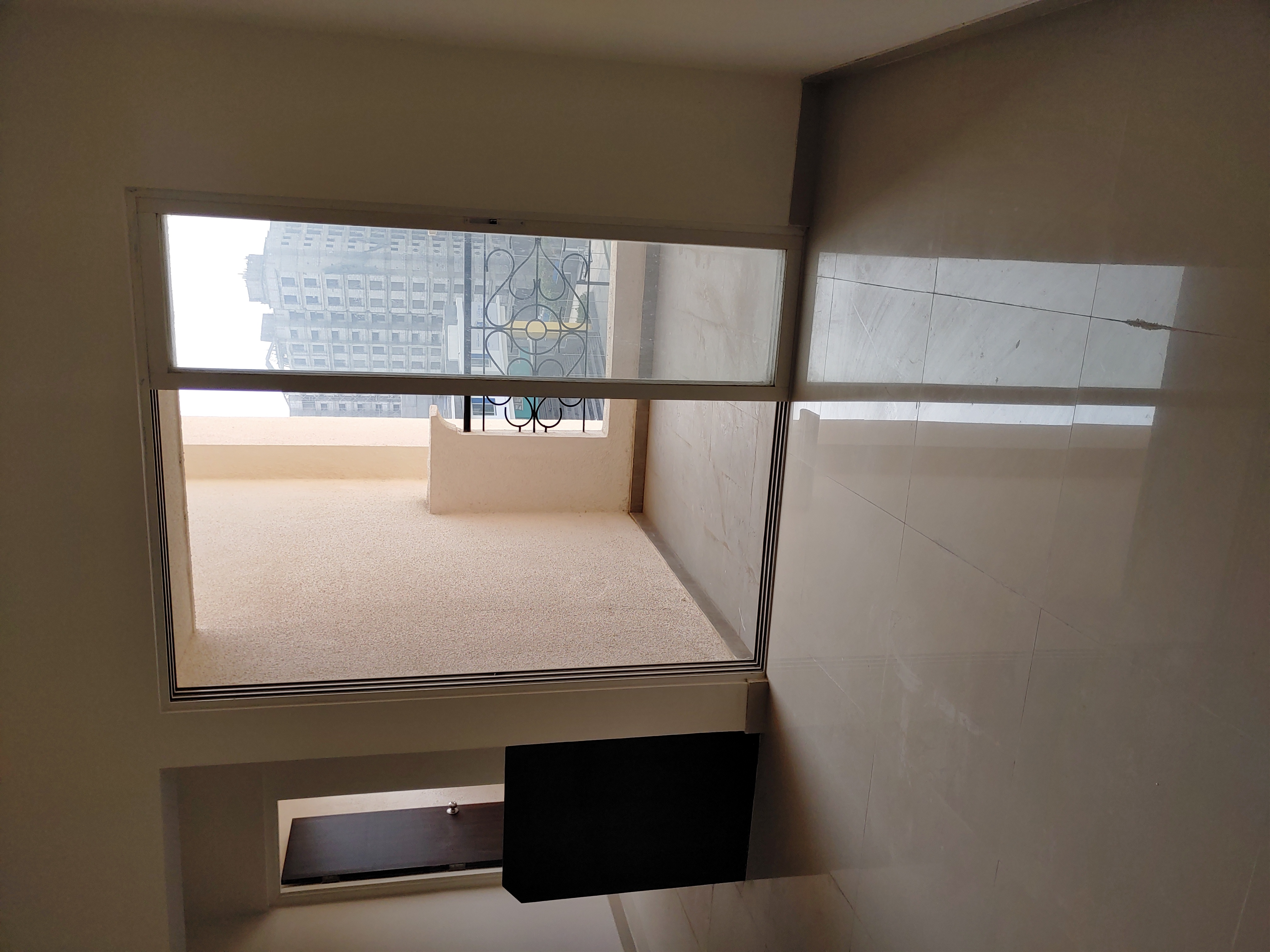 3 BHK + Servant Room Apartment For Rent in Kumar Peninsula