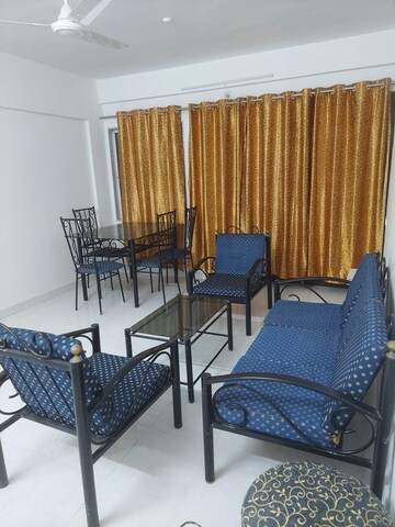 Living Room in 2 BHK Apartment at Viman Nagar – for Rent