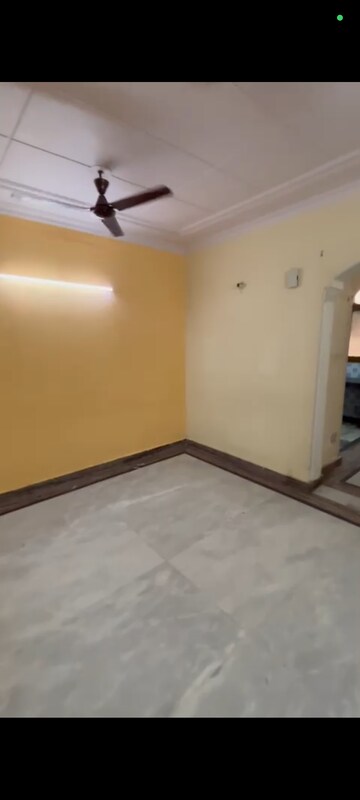 Room in 2 BHK Builder Floor at Vaishali Sector 4 – for Sale