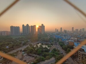 Swimming Pool in 1 BHK Apartment at Tulsi Aura Mumbai, Ghansoli – for Rent