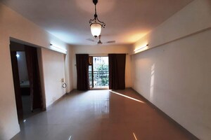 Room in 2 BHK Apartment at Aum Sahil Tower, Lower Parel – for Rent