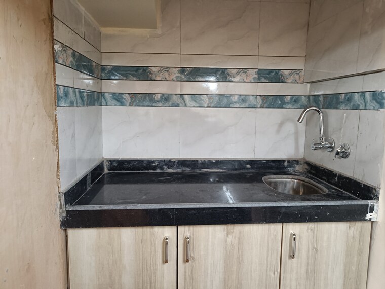 Kitchen, goregaon east Commercial Office Space in IT/SEZ 800 Sq.Ft. In Goregaon East Mumbai 9699237