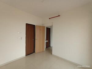 Room in 2 BHK Apartment at Vipul Mahavir Sapphire, Ghansoli – for Rent
