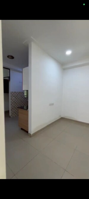 Room in 2 BHK Apartment at Gaur City 2 - 12th Avenue, Sector 16c Greater Noida – for Sale