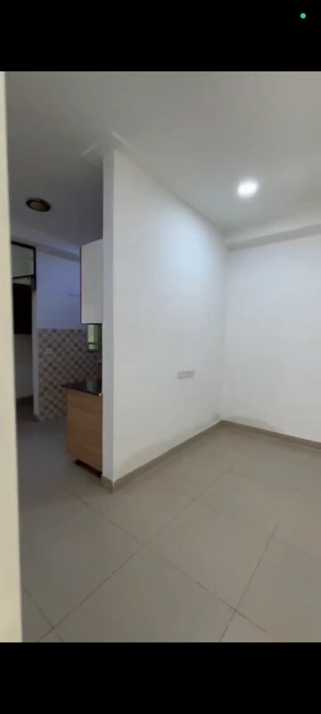 Room in 2 BHK Apartment at Gaur City 2 - 12th Avenue, Sector 16c Greater Noida – for Sale