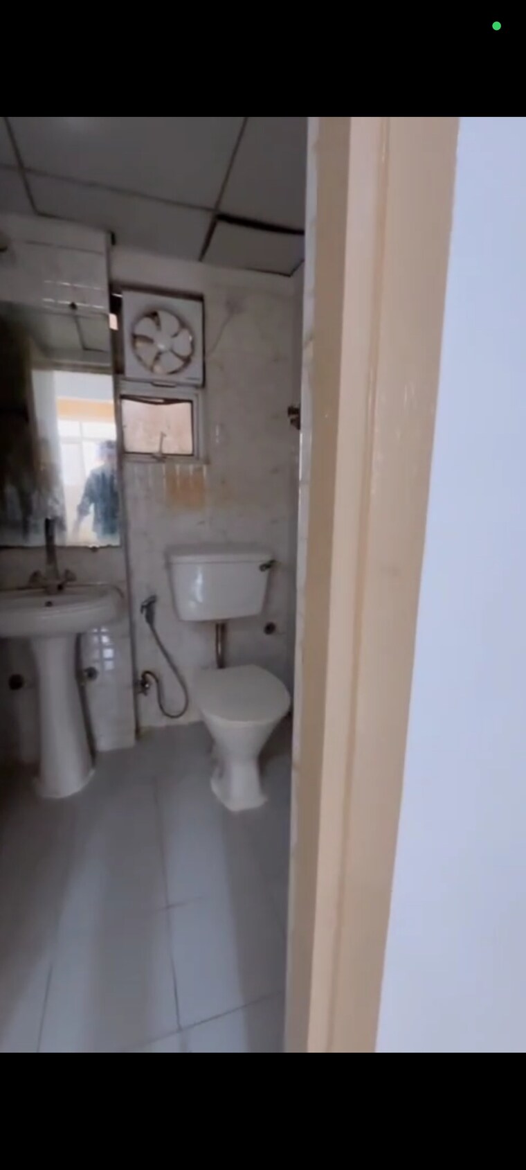 Bathroom, gaur-city-2-12th-avenue 2 Bedroom 635 Sq.Ft. Apartment In Sector 16c Greater Noida Greater Noida 9699491