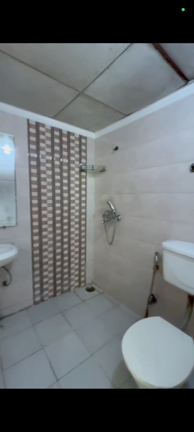 Bathroom, gaur-city-2-12th-avenue 2 Bedroom 635 Sq.Ft. Apartment In Sector 16c Greater Noida Greater Noida 9699491