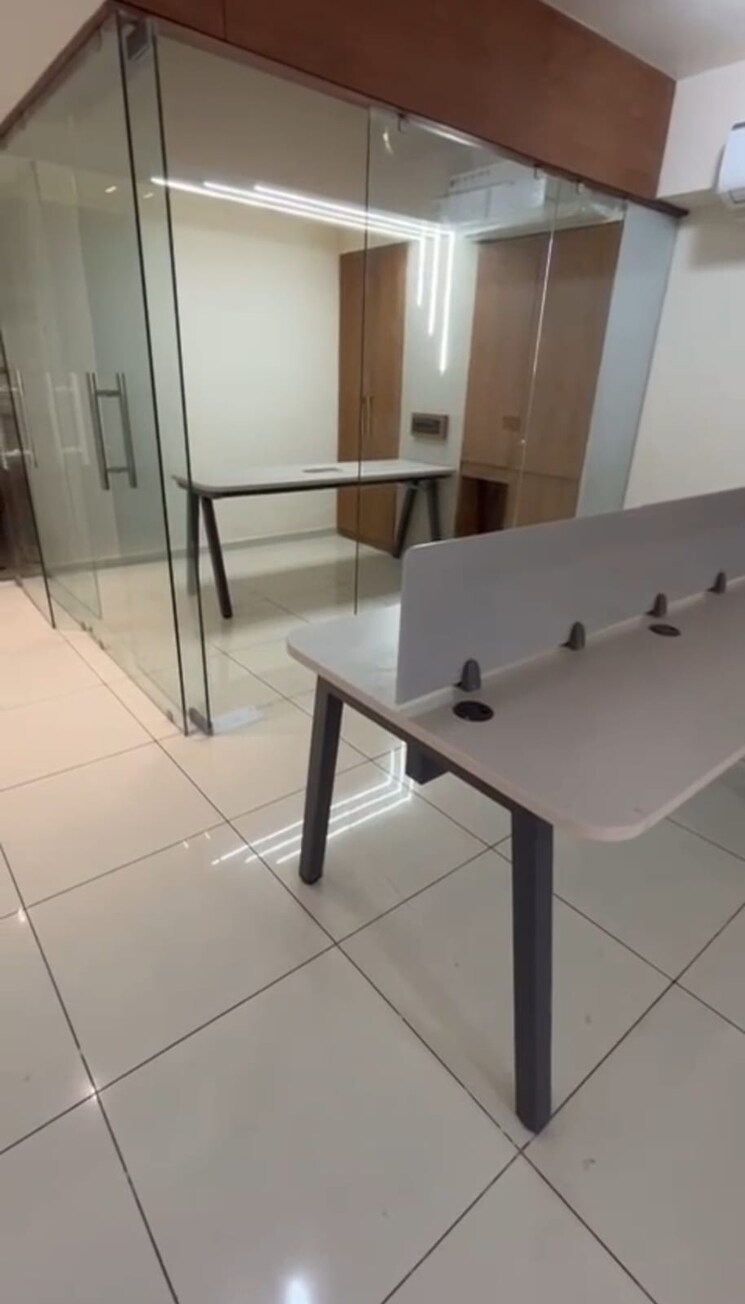 Team Area, vaishnodevi circle Commercial Office Space 710 Sq.Ft. In Vaishnodevi Circle Ahmedabad 9699606