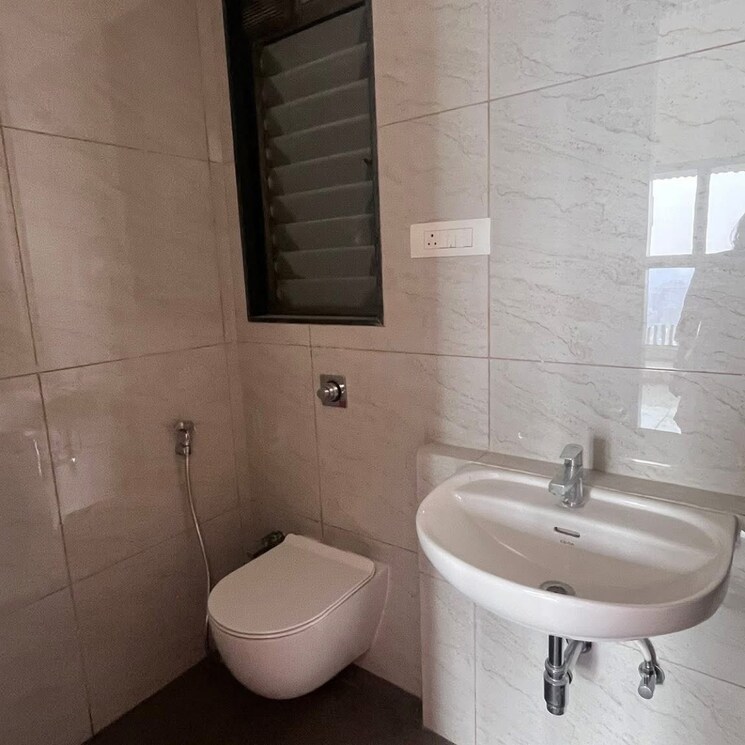 Bathroom, oxford-navrang-oasis 1 Bedroom 474 Sq.Ft. Apartment In Goregaon West Mumbai 9699744